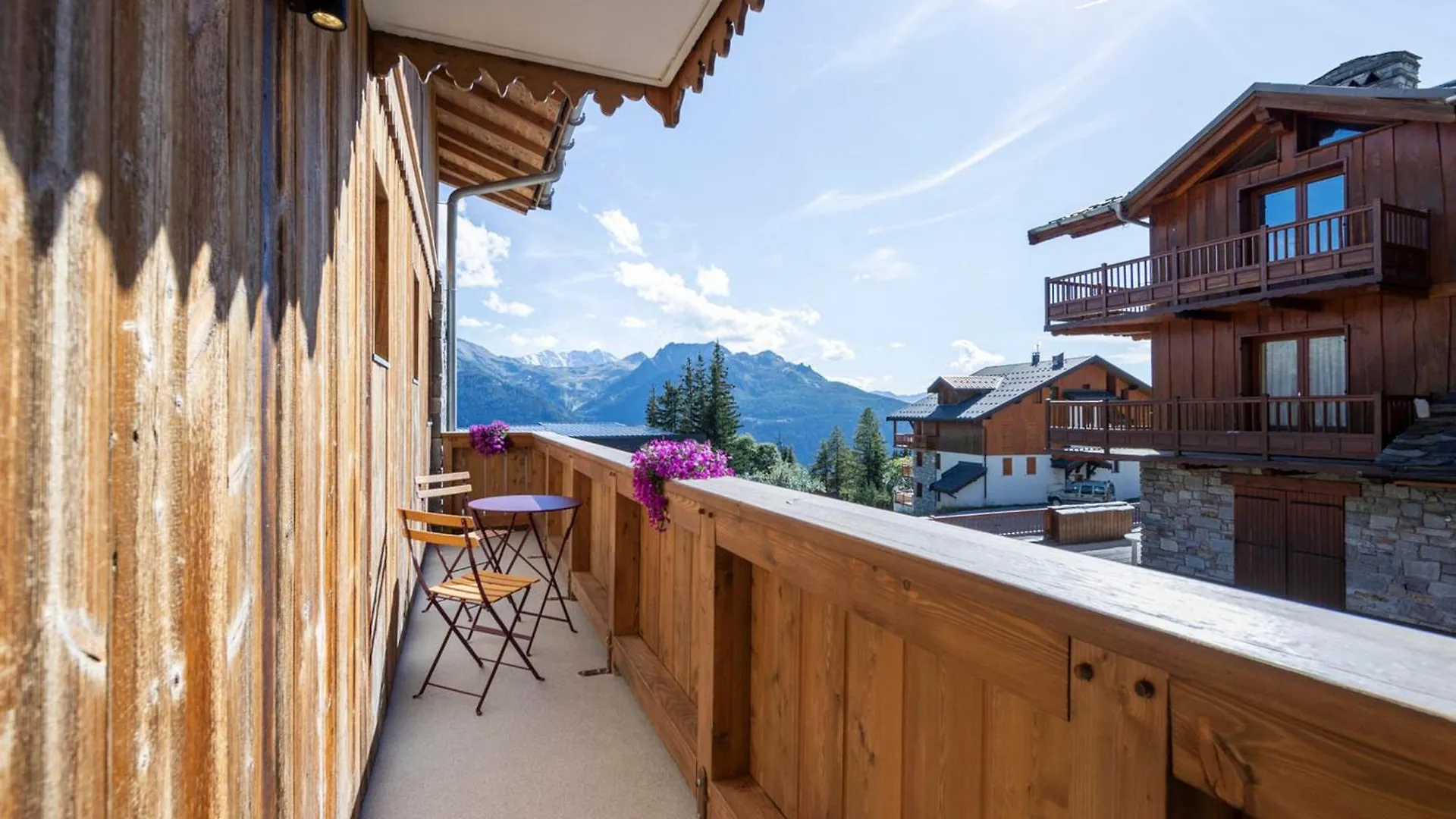Appartement Moderne Avec Balcon, Proche Des Pistes, Parking Et Wifi - Fr-1-690-15 La Rosiere  La Rosiere (Savoie)